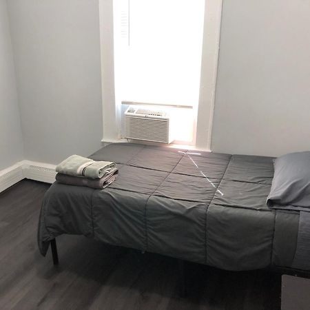 Private 2-Bedroom With Free Parking And Direct Bus To Nyc Manhattan Only 2 Blocks Away Лінден Екстер'єр фото