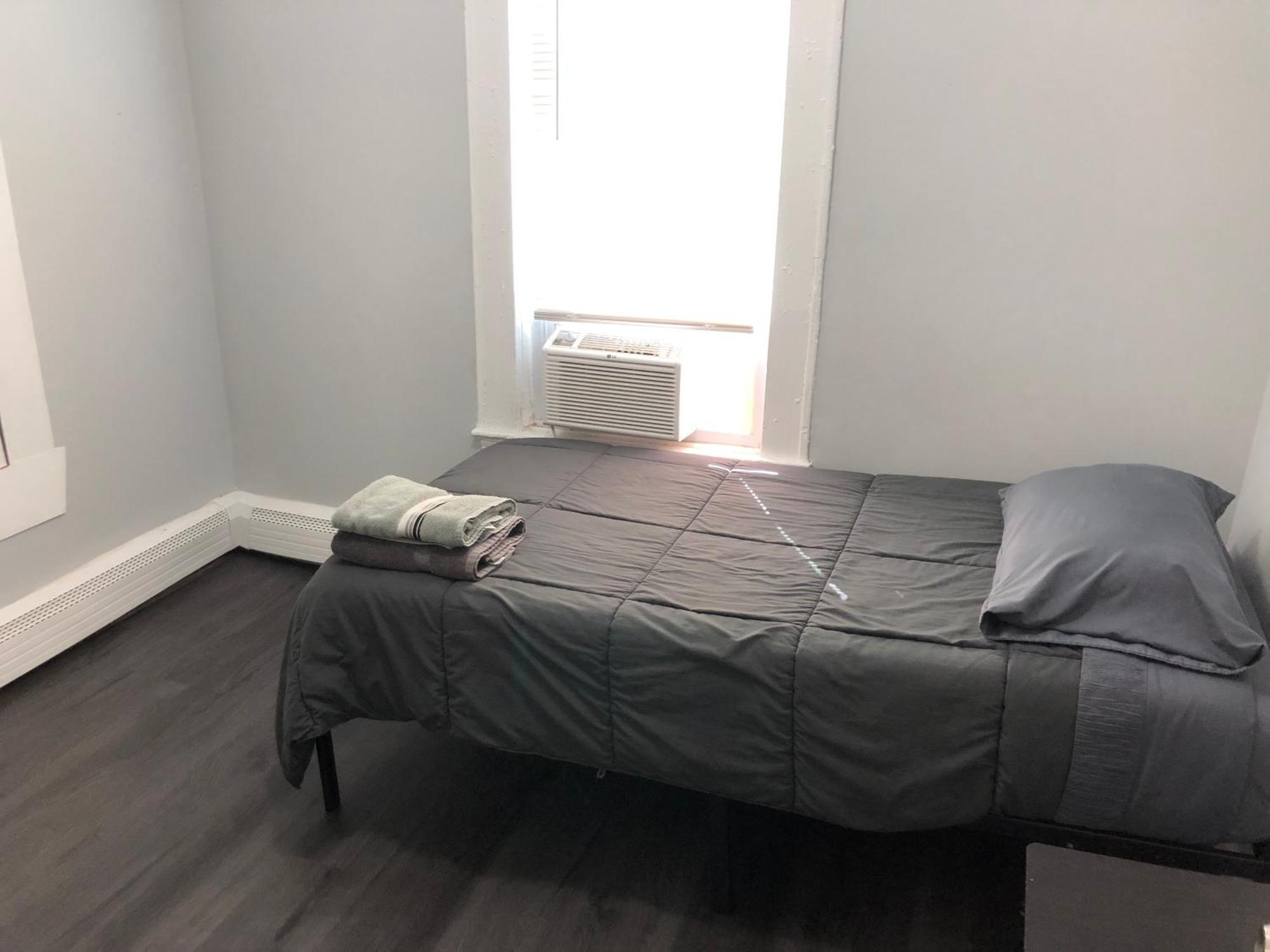 Private 2-Bedroom With Free Parking And Direct Bus To Nyc Manhattan Only 2 Blocks Away Лінден Екстер'єр фото