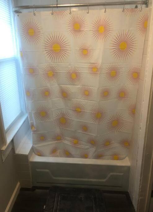 Private 2-Bedroom With Free Parking And Direct Bus To Nyc Manhattan Only 2 Blocks Away Лінден Екстер'єр фото